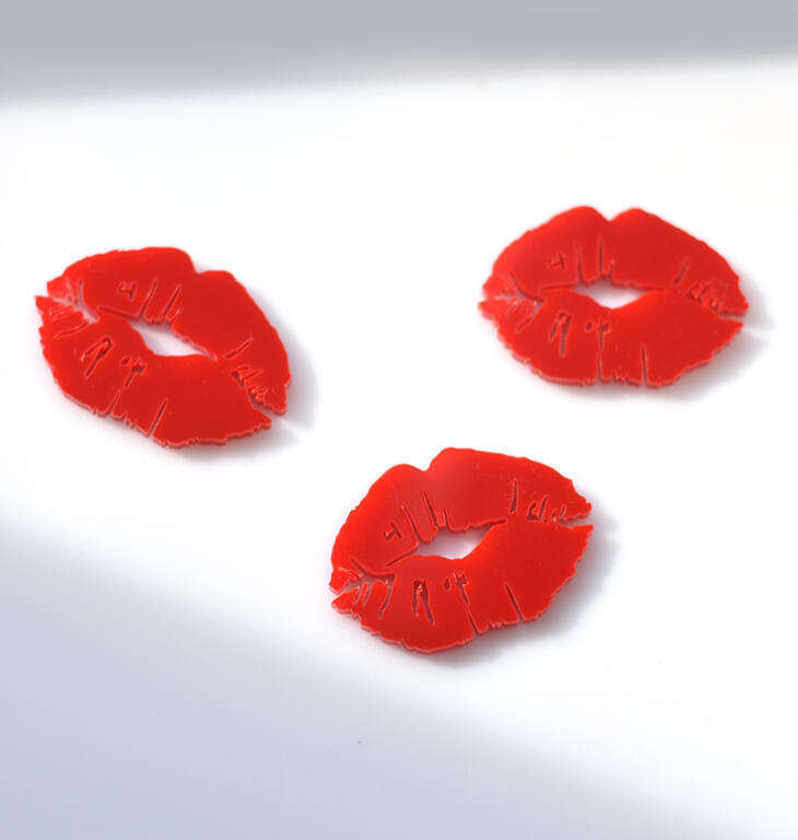 USTA z pleksy Lipstick (2)
